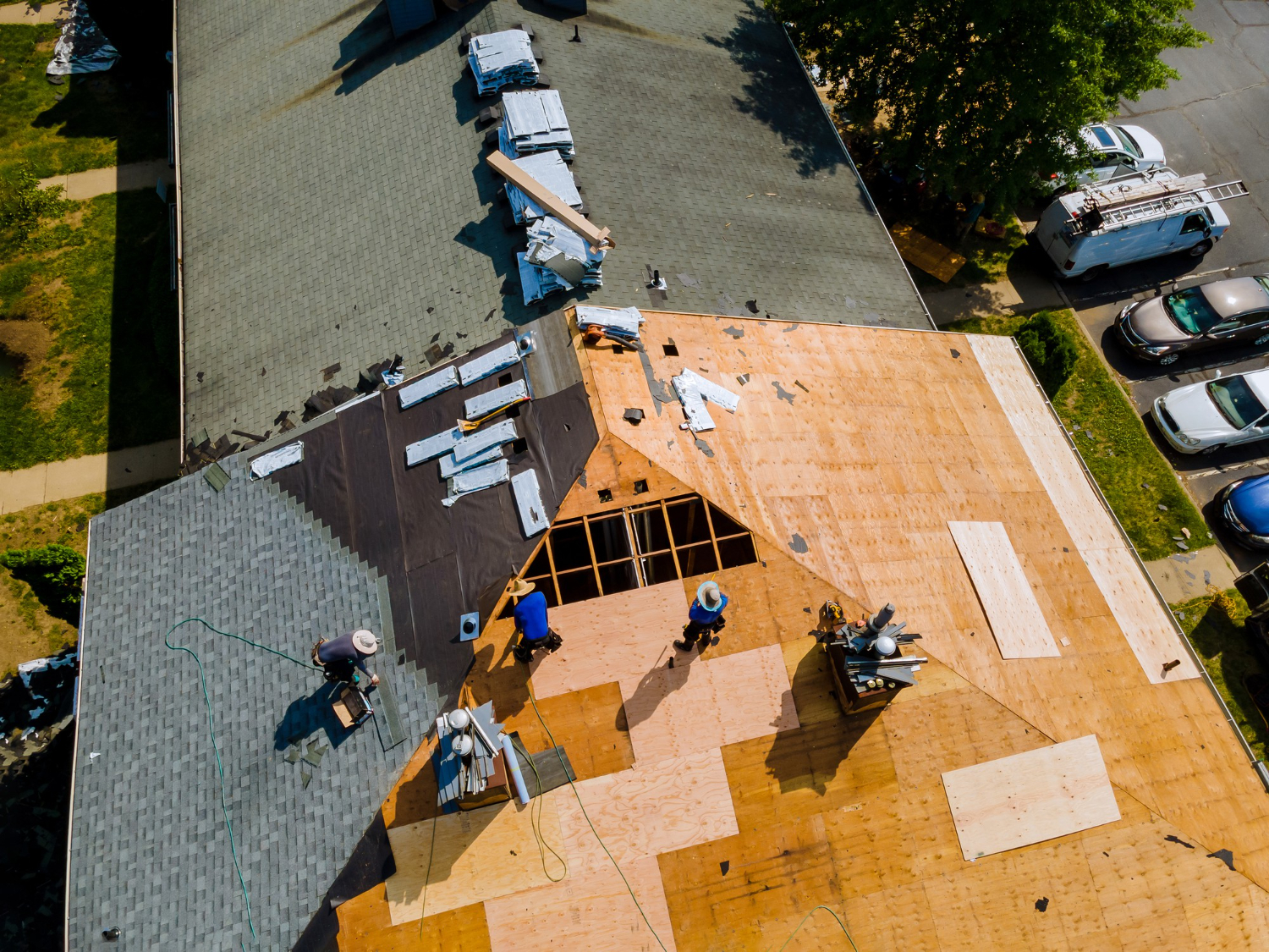 3 Common Mistakes Homeowners Make with Roof Repairs