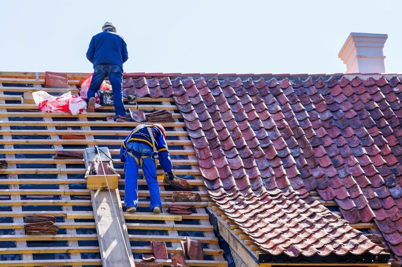 10 Signs That Your Roof Needs Replacement